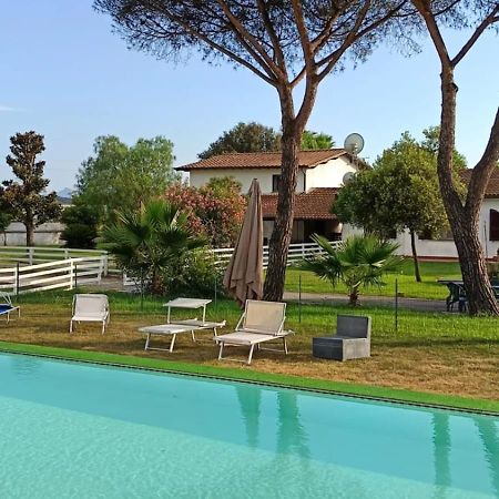 B&B Tenuta Di Vado Piano Nella Selva Di Circe Cerasella Bagian luar foto