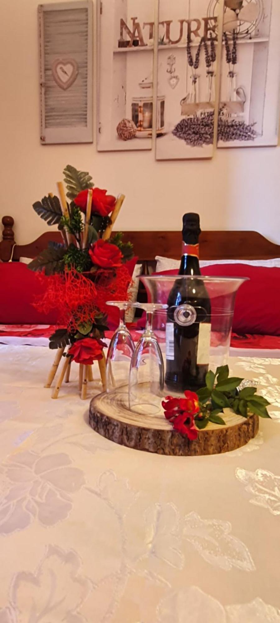 B&B Tenuta Di Vado Piano Nella Selva Di Circe Cerasella Bagian luar foto