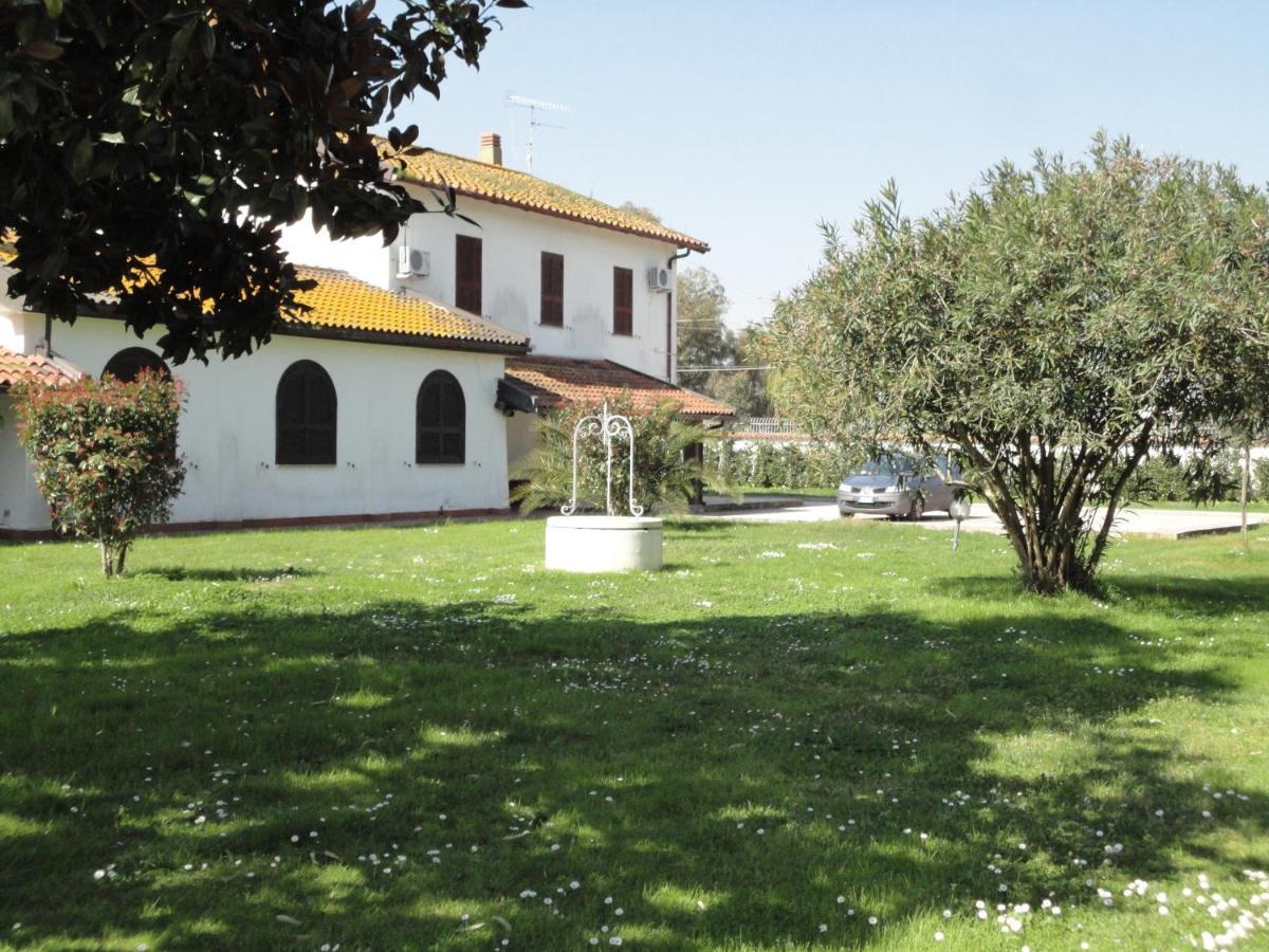 B&B Tenuta Di Vado Piano Nella Selva Di Circe Cerasella Bagian luar foto